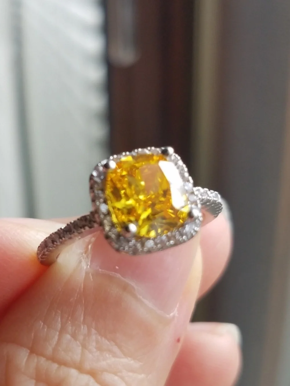 Swarovski Elements 925 Sterling Silver Solitaire Halo Yellow Citrine Ring NEW